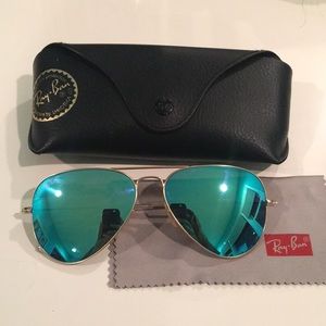 Ray-Ban Aviator Green and Blue Flash Lenses